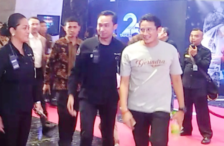 Datang ke Konser Ari Lasso, Ini Lagu Favorit Sandiaga Uno 