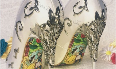 Desain Sepatu Ini Terinspirasi Film Beauty and the Beast 