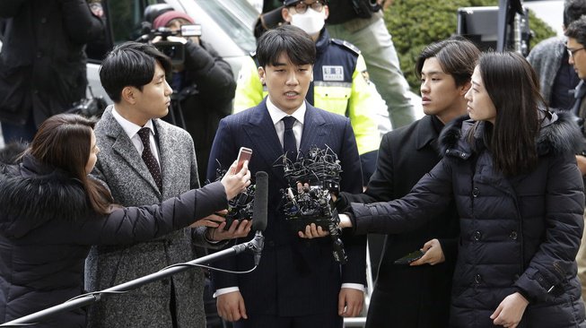 Megaskandal Seungri dan Molka, Sisi Kelam Gemerlap K-Pop Megaskandal Seungri dan Molka, Sisi Kelam Gemerlap K-Pop