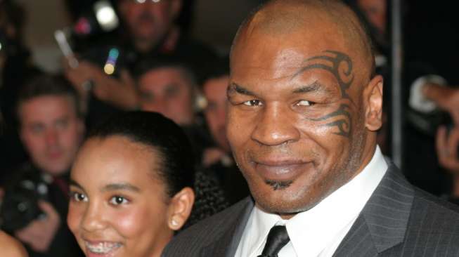 Kunjungi India, Mike Tyson Pinjam Pengawal Salman Khan Kunjungi India, Mike Tyson Pinjam Pengawal Salman Khan