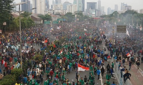Demo Hari Ini, Polisi Alihkan Lalu Lintas di Sekitar DPR Demo Hari Ini, Polisi Alihkan Lalu Lintas di Sekitar DPR