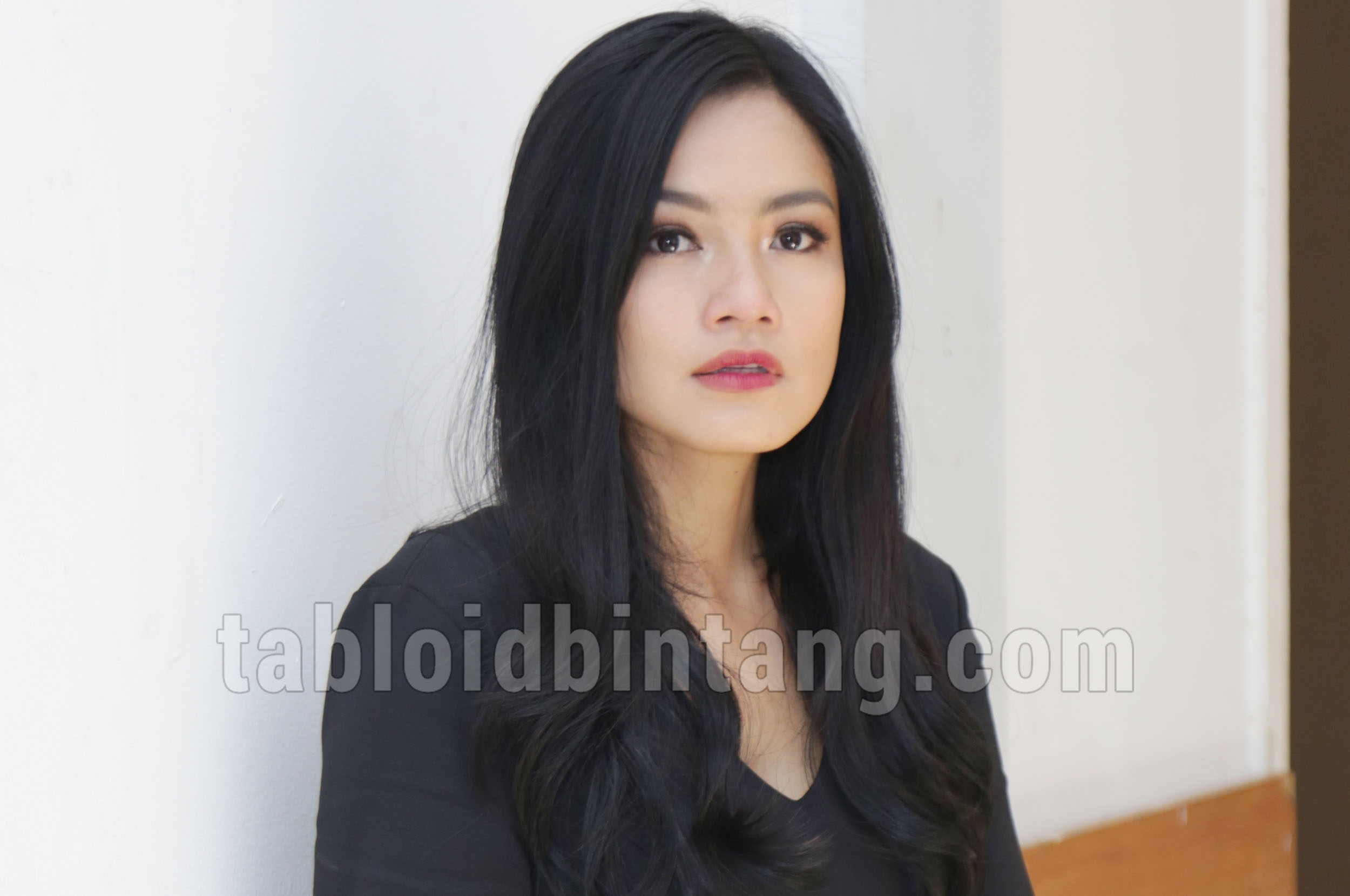 Penonton Makmum Alami Kesurupan di Malaysia, Begini Reaksi Titi Kamal Penonton Makmum Alami Kesurupan di Malaysia, Begini Reaksi Titi Kamal