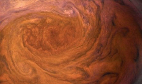 NASA Ungkap Misteri Titik Merah di Jupiter dari Jarak Dekat NASA Ungkap Misteri Titik Merah di Jupiter dari Jarak Dekat