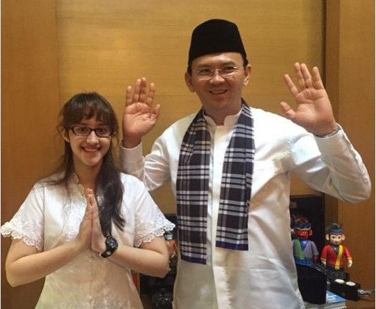 Potret Cantik Tsamara Amany Saat Bertemu Politikus Terkenal Potret Cantik Tsamara Amany Saat Bertemu Politikus Terkenal