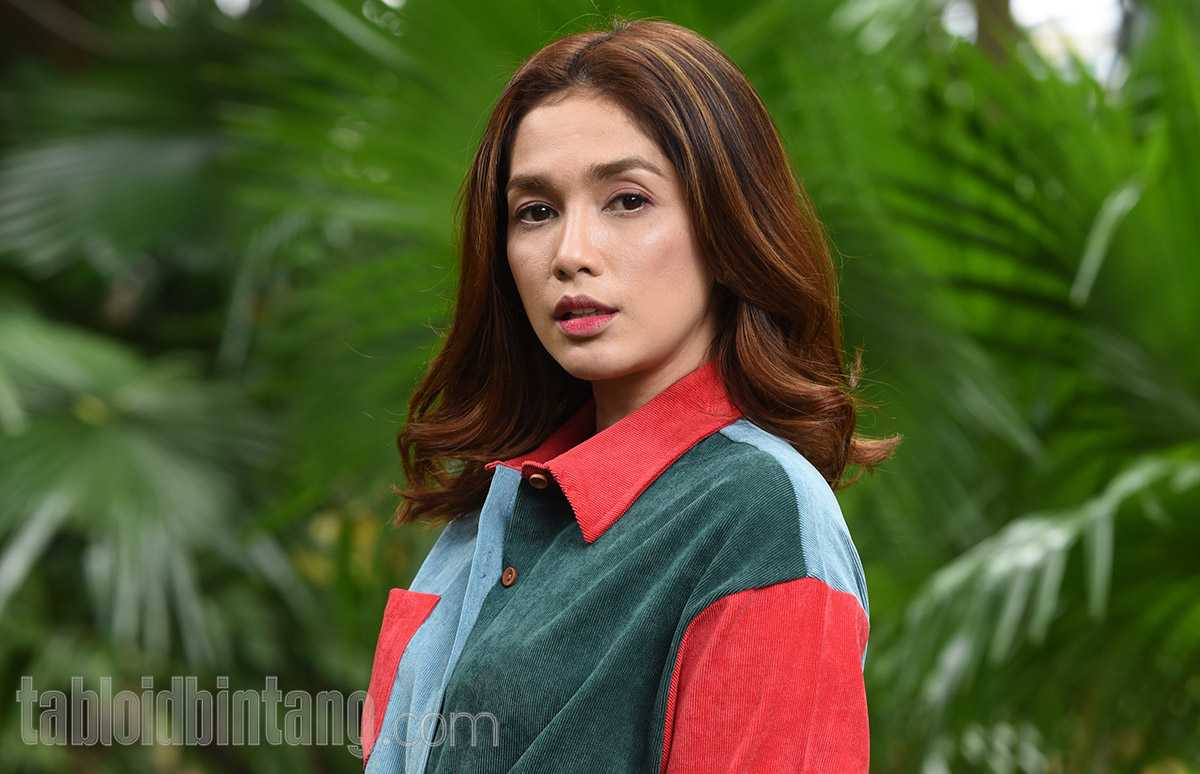 Ngobrol Bareng Atta Halilintar, Air Mata Ussy Sulistiawaty Mengalir Ngobrol Bareng Atta Halilintar, Air Mata Ussy Sulistiawaty Mengalir