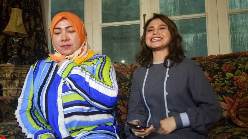 Melly Goeslaw Ikut Meriahkan Drama Cinta Afgan dan Rossa Melly Goeslaw Ikut Meriahkan Drama Cinta Afgan dan Rossa
