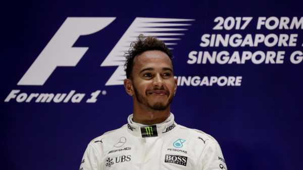 Hamilton: Mercedes W09 Adalah Karya Seni yang Sempurna Hamilton: Mercedes W09 Adalah Karya Seni yang Sempurna