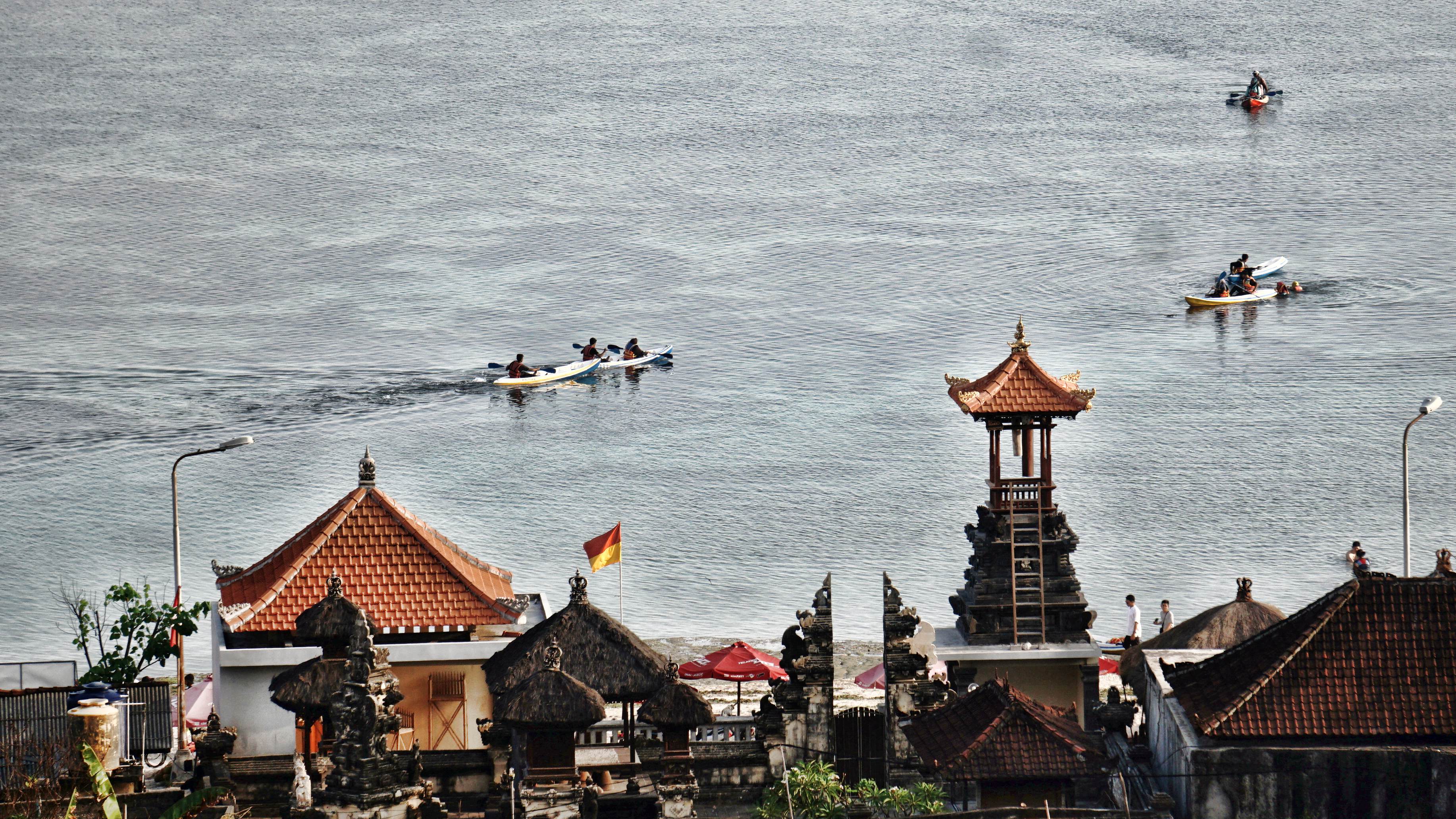 Surga Tersembunyi di Pantai Pandawa Bali Uzone