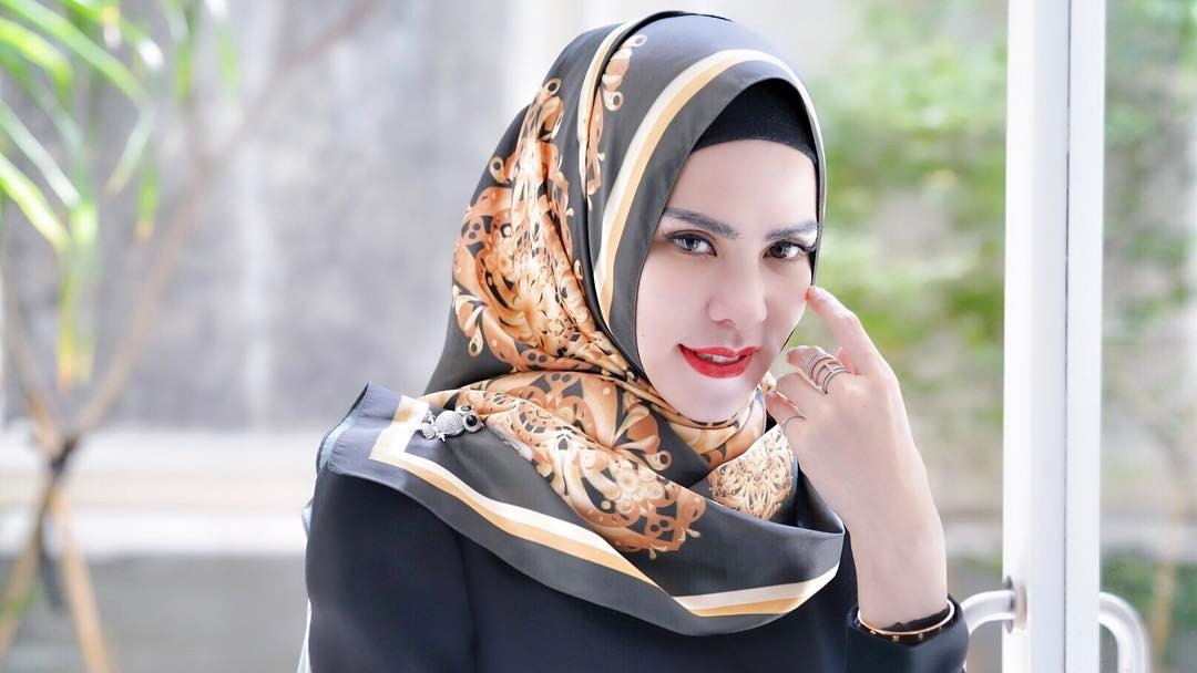 Angel Lelga soal Video Akad Nikah dengan Vicky: Saya Nggak Mau Pacaran Angel Lelga soal Video Akad Nikah dengan Vicky: Saya Nggak Mau Pacaran